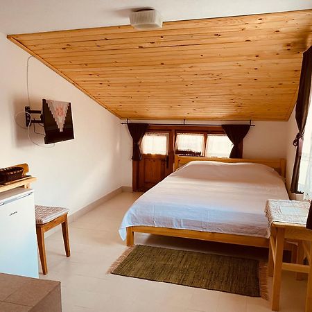 Vita Stulba Guest House Санданський Екстер'єр фото